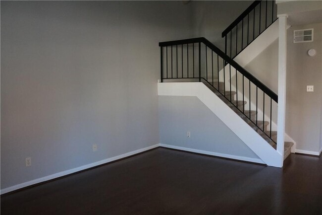 Building Photo - 1468 Briarwood Rd NE