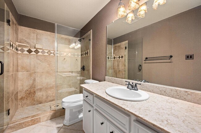 Building Photo - 30117 Hacienda Ln