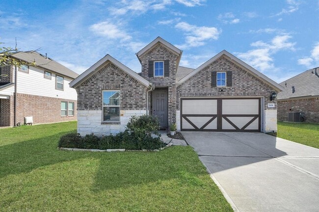 Building Photo - 7009 Terra Ln