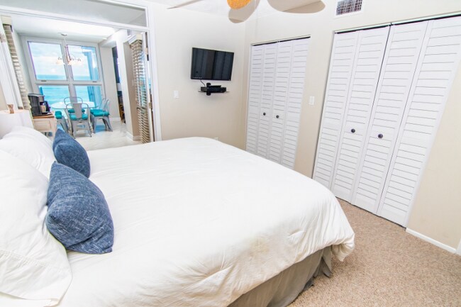 Building Photo - 5203 S Atlantic Ave