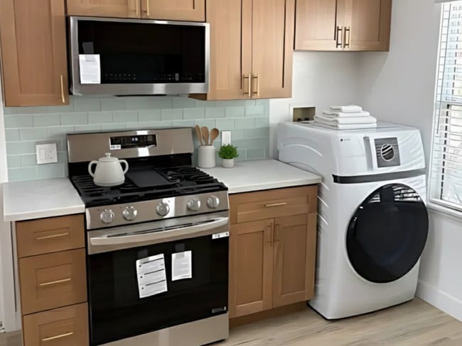 Interior Photo - 1802 Ocean Park Blvd., Santa Monica, CA 90405