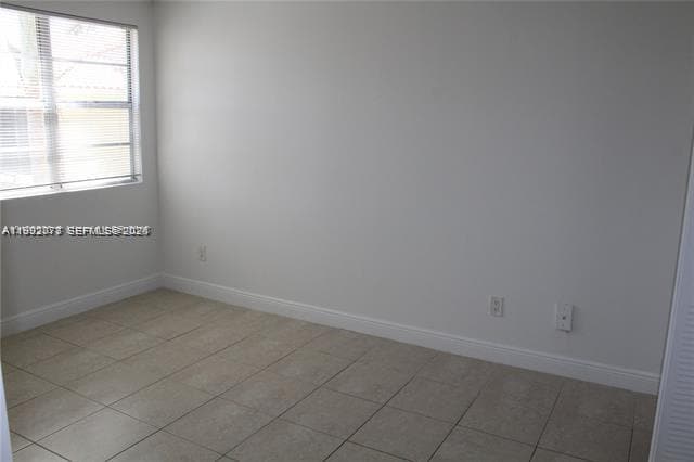 Building Photo - 1247 SW 46th Ave