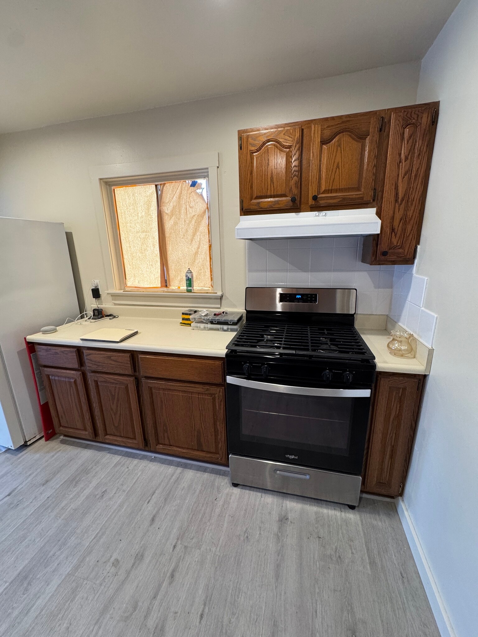 New Stove - 16203 Orange Ave