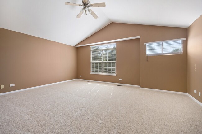 Building Photo - 23932 McMullin Cir