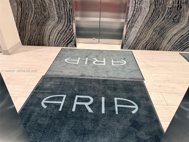 Building Photo - 488 NE 18th St