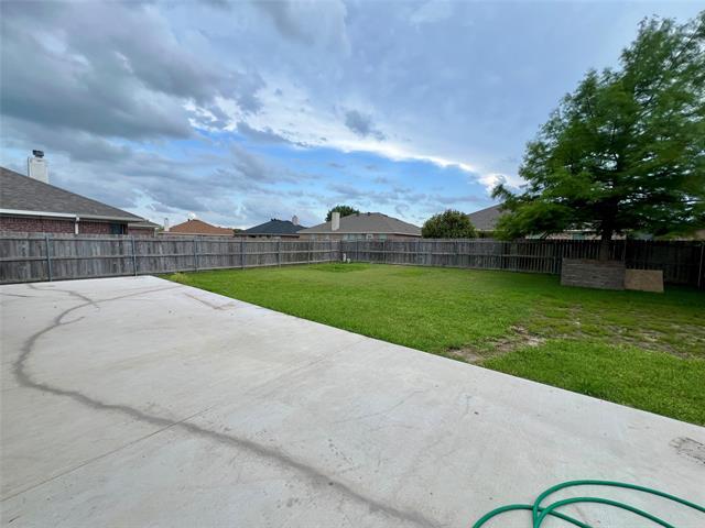 Building Photo - 8012 Splitrail Ct