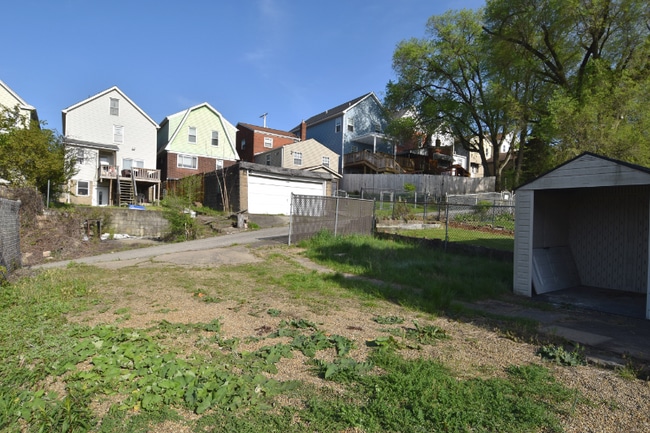 Building Photo - 4229 Haldane St