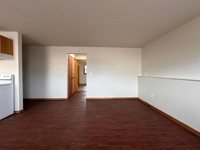 Building Photo - Regal Landing IIII