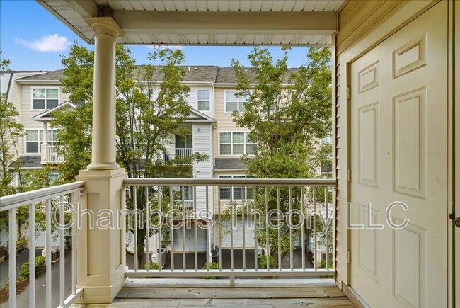 Building Photo - 11308 King George Dr