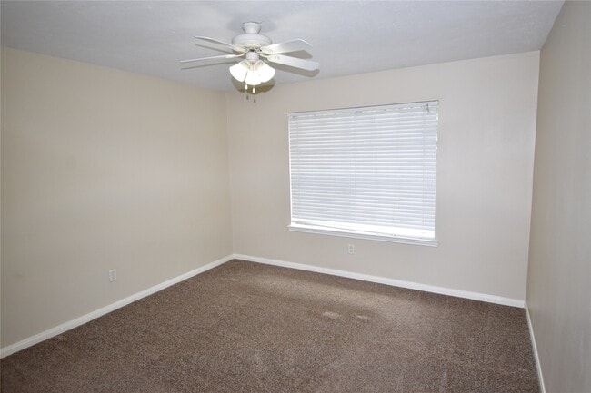 Building Photo - 21147 Covington Bridge Ln