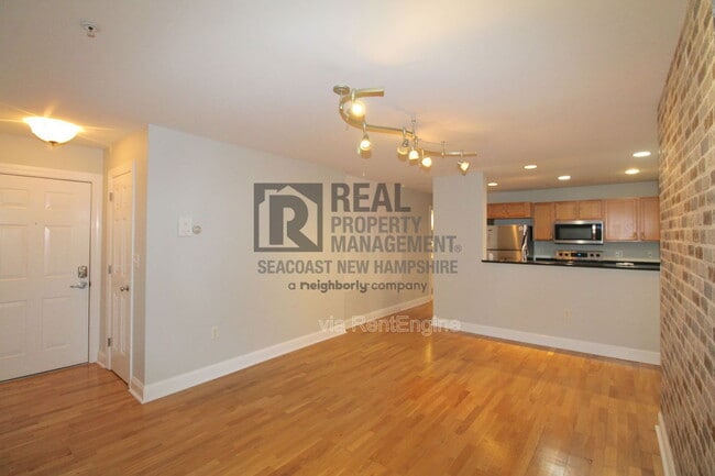 Building Photo - 159 State Street