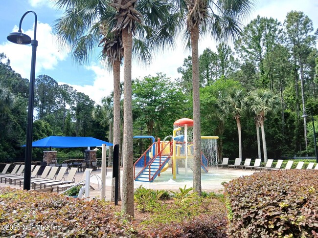 Building Photo - 1723 Forest Lake Cir W