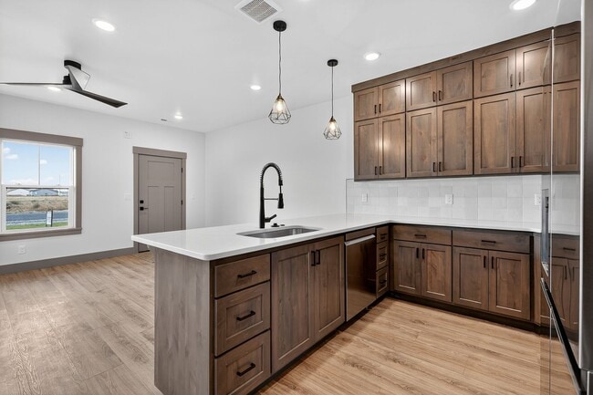 Building Photo - BRAND NEW3 BED 2.5 BATH TOWNHOME WITH 2 STALL GARAGE