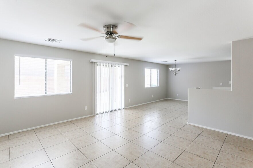 Building Photo - 6728 N 130th Ave