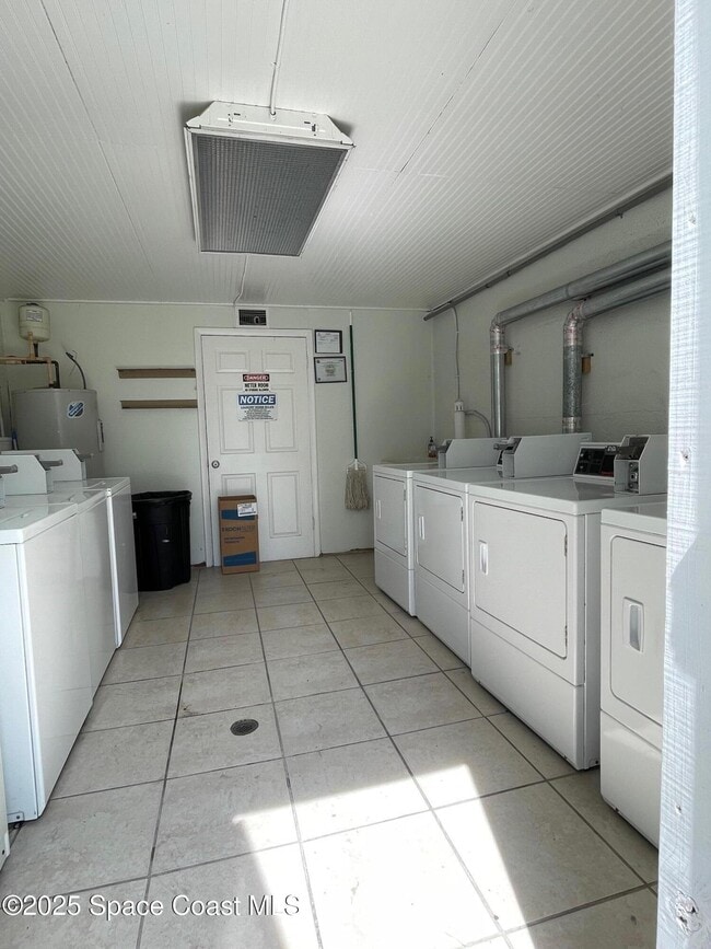 Building Photo - 1170 S Patrick Dr