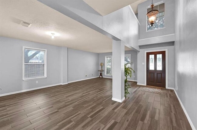Building Photo - 3202 Starbridge Park Ln