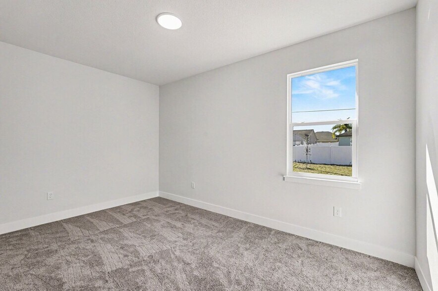 Building Photo - 276 Americana Blvd NW