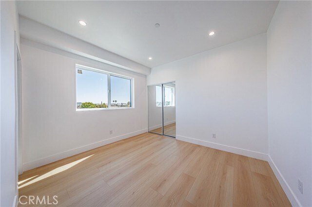 Building Photo - 1332 S Longwood Ave