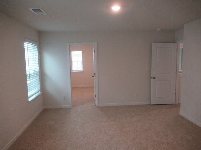 Building Photo - For Rent in Lincolnton — Spacious and modern 4-bedroom, 2.5 bath two story home designed for open...