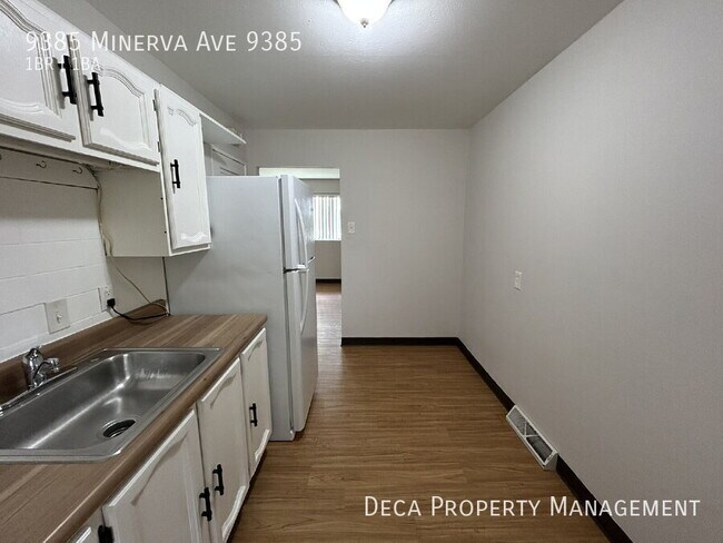 Building Photo - 9385 Minerva Ave