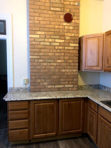 Building Photo - 290 N 300 E