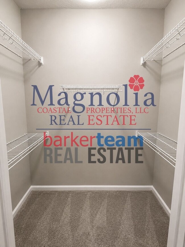Building Photo - 3 Bedroom 2 Bathroom Home in Live Oak Subdivision - Richmond Hill