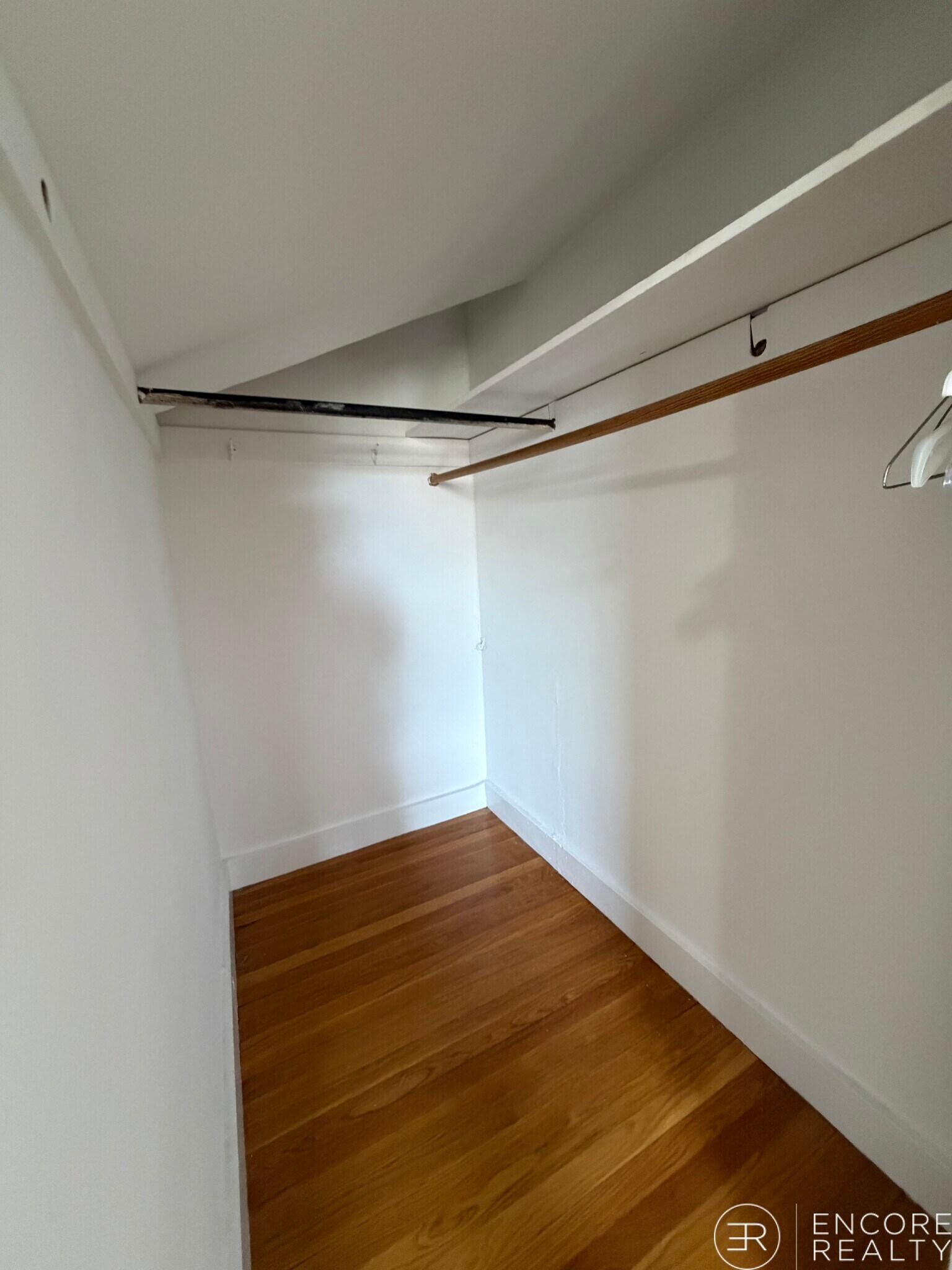 Building Photo - 24 Mt Vernon St