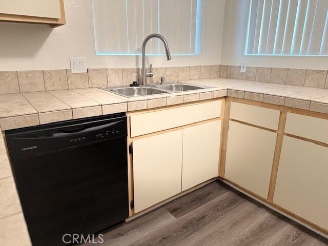 Building Photo - 79700 Ave 42