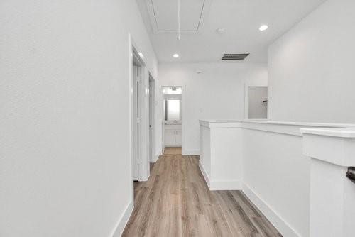 Building Photo - 9025 Laverne Oak Ln