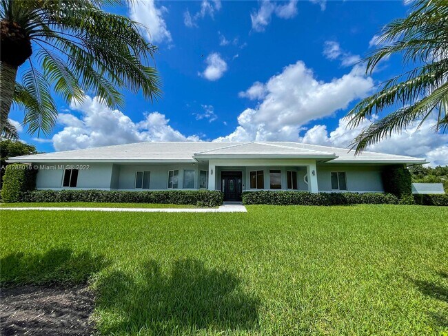 Building Photo - 7101 Holatee Trail