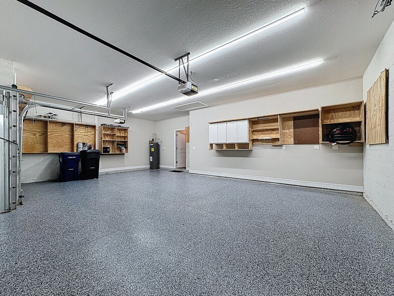 Building Photo - 17535 Cantarina Cove