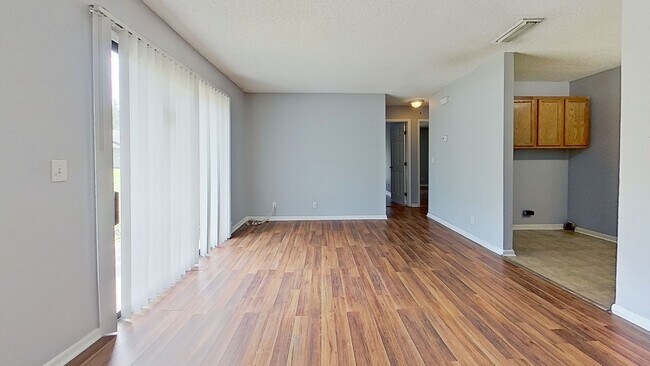 Building Photo - Comanche Street Duplexes