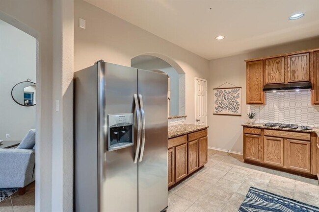 Building Photo - 1813 Paseo Verde Dr