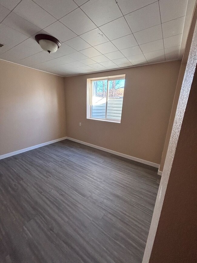 Building Photo - 4 Bedroom with East Gallatin in the backyard