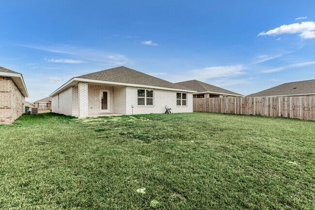 Building Photo - 4610 Reveille Wy