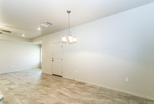 Building Photo - 6905 67th St