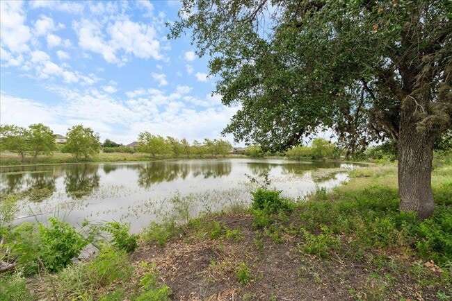 Building Photo - 7617 Saginaw Dr