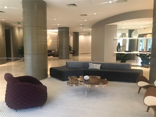Building Photo - 10275 Collins Ave