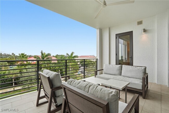 Building Photo - 1125 Central Ave