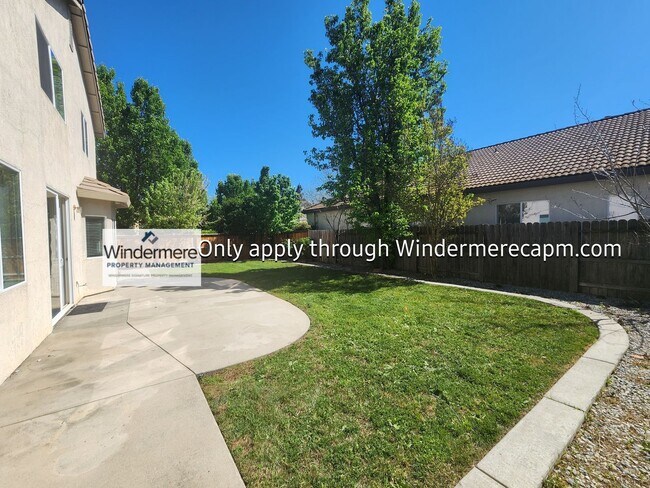 Building Photo - Gorgeous Home in Natomas!