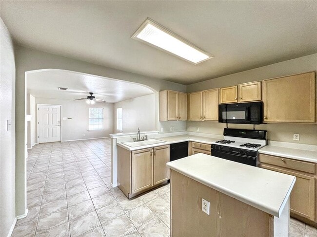 Building Photo - 1702 Lloydminister Way