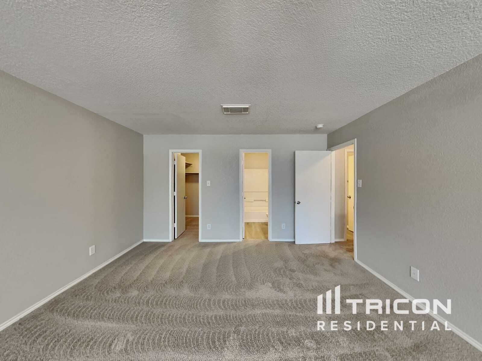 Building Photo - 7814 Cortland Oak
