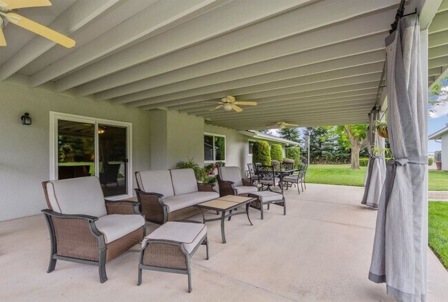 Building Photo - 4 Bedroom North Clovis Ranch on 3+ Acres