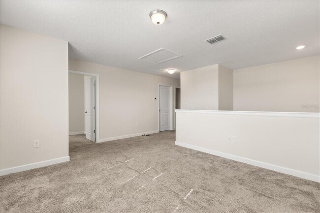 Building Photo - 9131 Cut Shot Dr