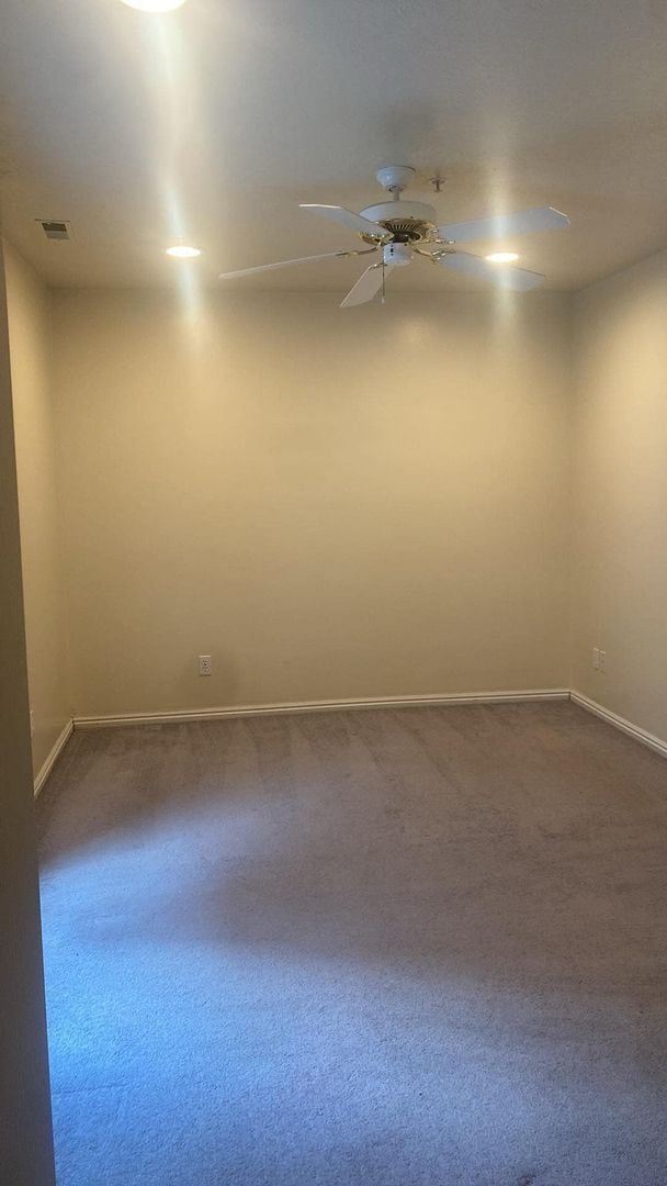 Building Photo - Great One Bedroom near Provo Rec Center, Utah Valley Hospital, and BYU! | Available April 1st