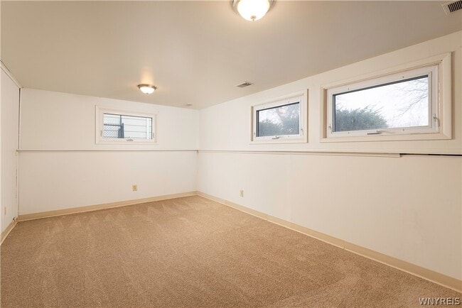 Building Photo - 146 Jeanmoor Rd