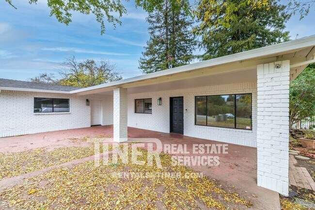 Building Photo - Carmichael Gem - Walking Distance to Ancil...