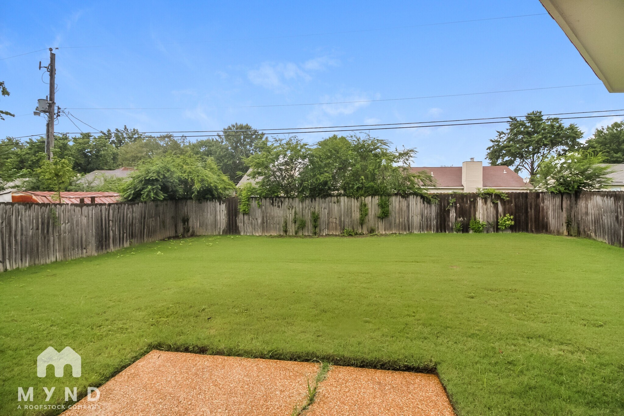 Building Photo - 6354 Amanda Oaks Cir N