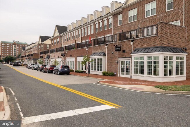 Building Photo - 610 Marina Landing Ln