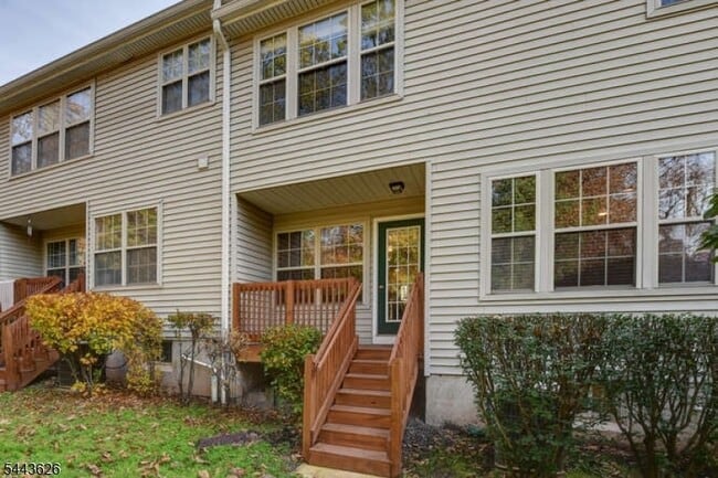 Building Photo - 403 Taggert Dr